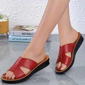 صندل تخت زنانه پاییزی، کفش راحت گرد و بدون بند