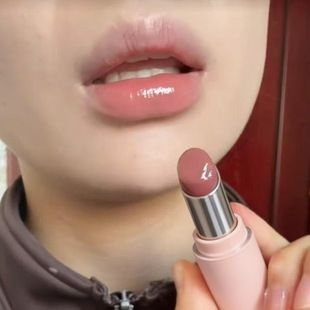 رژ لب و برق لب شفاف با جلوه طبیعی، مناسب آرایش روزانه، بسته ۴۸ عددی