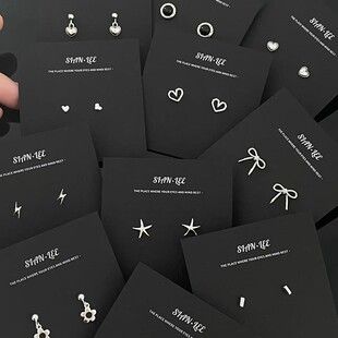 گوشواره پروانه‌ای نقره ۹۹۹ با روکش طلا، پیچی و بدون نیاز به برداشتن هنگام خواب