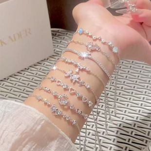 دستبند نقره S925 با سنگ ماه و هفت ستاره خوش شانس، زنانه و شیک
