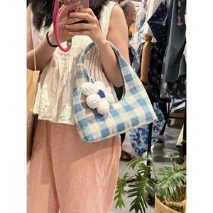 کیف پارچه‌ای زنانه طرح چهارخانه شیک و باحال، مدل زیربغل و دستی، مخصوص ۲۰۲۵
