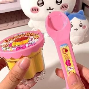 اسباب‌بازی خوراکی ژله‌ای توت‌فرنگی برای دختران