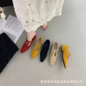کفش مری جین پاشنه کوتاه ۲۰۲۶ با رویه جیر و پنجه مربع