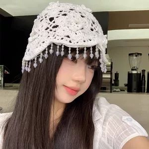 کلاه بافتنی زنانه مدل کریستال رترو با حاشیه آویز، کلاه بافت تور، طرح گل، القاکننده حس خاص، کوچک‌نمای صورت، عمده فروشی