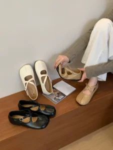 فالانژی کاذب کفش مری جین زنانه از بازار دونگدئمون کره، مدل ۲۰۲۶ اوایل پاییز، سبک فرشته‌وار و نرم، کف تخت لوبیایی