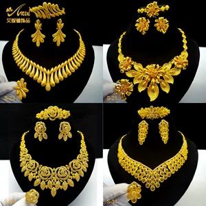ست جواهرات عروس آب‌طلا ۲۴ عیار دبی (گردنبند و گوشواره)