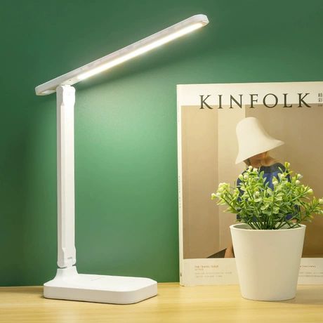 چراغ مطالعه LED تاشو USB با نور محافظ چشم برای دانشآموزان