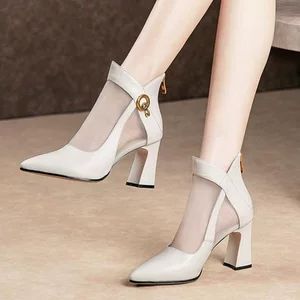 بوت کوتاه زنانه پنجه‌دار توری پاشنه‌دار
