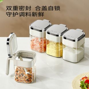 ست محفظه ادویه و چاشنی دربسته آشپزخانه با ظرف نمک و روغن