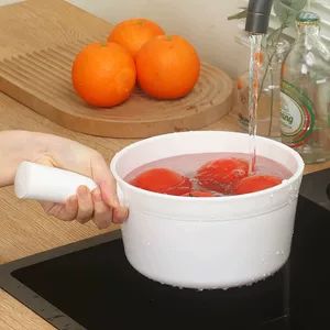 ملاقه آب سطل سینک آشپزخانه خانگی سطل آب ملاقه آب سطل آب سطل آب ملاقه آب سطل آب سطل آب سطل آب