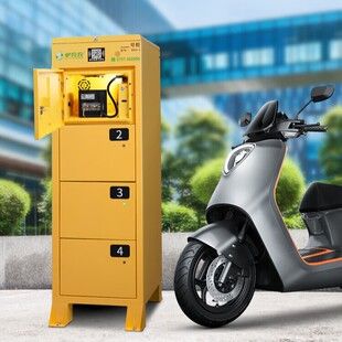 ایستگاه تعویض باتری کوچک زرد رنگ برای موتورسیکلت برقی، مناسب شارژ و تعویض باتری، ارسال سریع