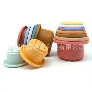 اسباب بازی سیلیکونی ۷ لایه فنجان چینشی نوزاد، مناسب حمام و ساحل