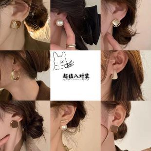 گوشواره زنانه طرح وینتیج قهوه‌ای، سری پاییز، لوکس و خاص
