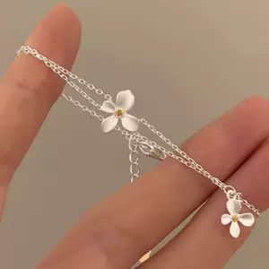 دستبند دوطبقه گل یاس، شیک و خاص، مناسب دانش‌آموزان و دختران با ظاهری جذاب و لاکچری