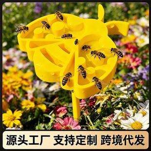 آبخوری سه‌بعدی زنبور با پایه برای باغ و باغبانی