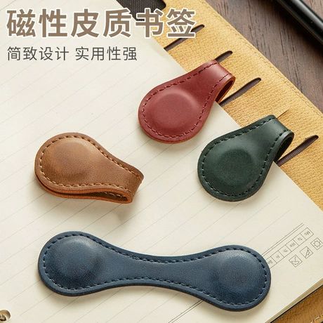 چوبی مغناطیسی چرمی با حک لیزری، استیکر کتاب و دفتر