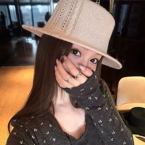 کلاه حصیری زنانه مدل هِپبورن فرانسوی، بافتنی پشمی زمستانه، کلاه ماهی‌گیری صورت‌کوچک‌کن